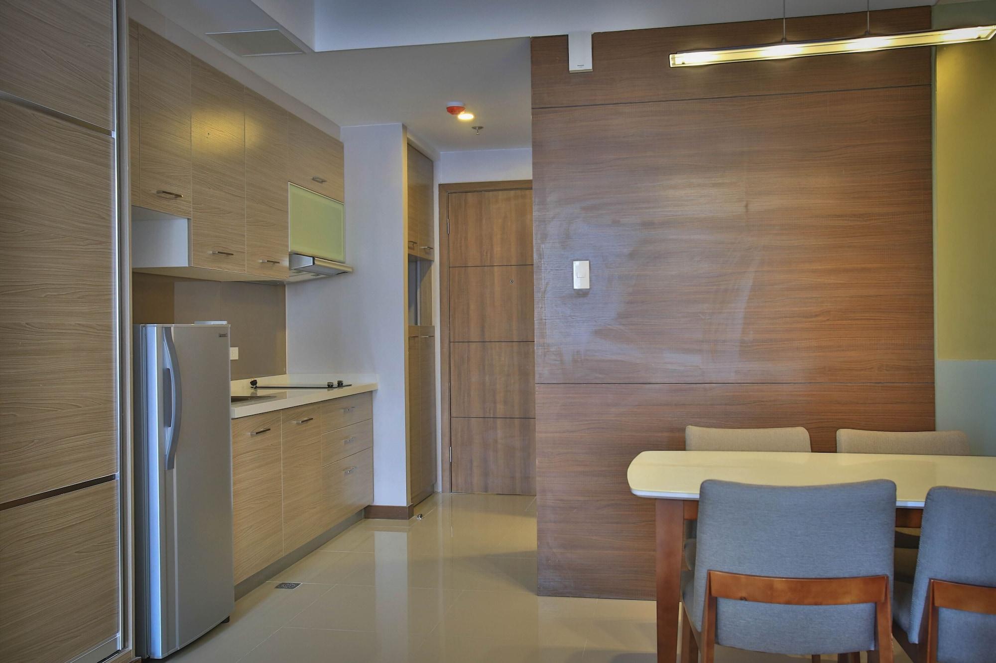 Valero Grand Suites By Swiss-Belhotel Makati City Buitenkant foto