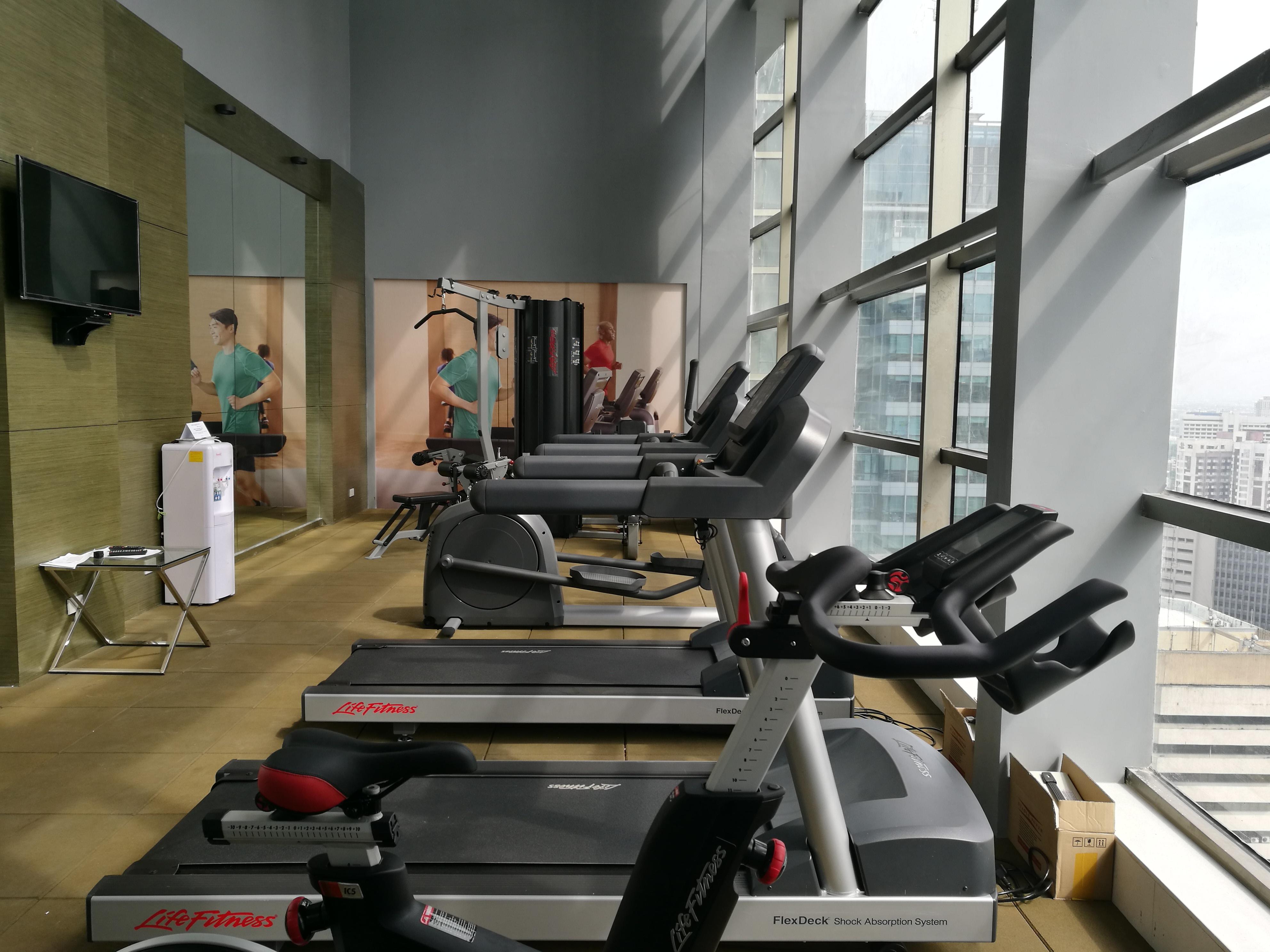 Valero Grand Suites By Swiss-Belhotel Makati City Buitenkant foto
