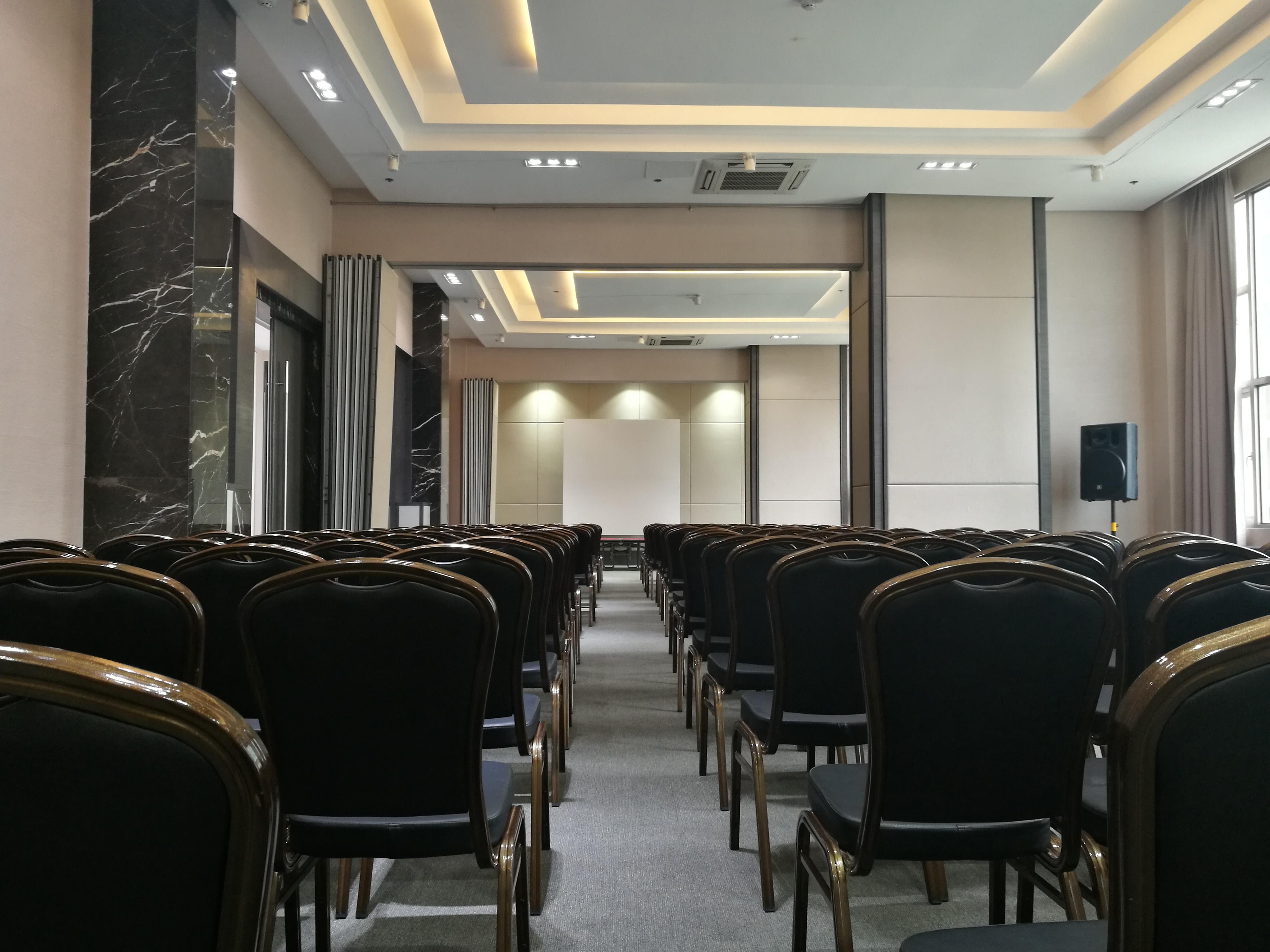 Valero Grand Suites By Swiss-Belhotel Makati City Buitenkant foto