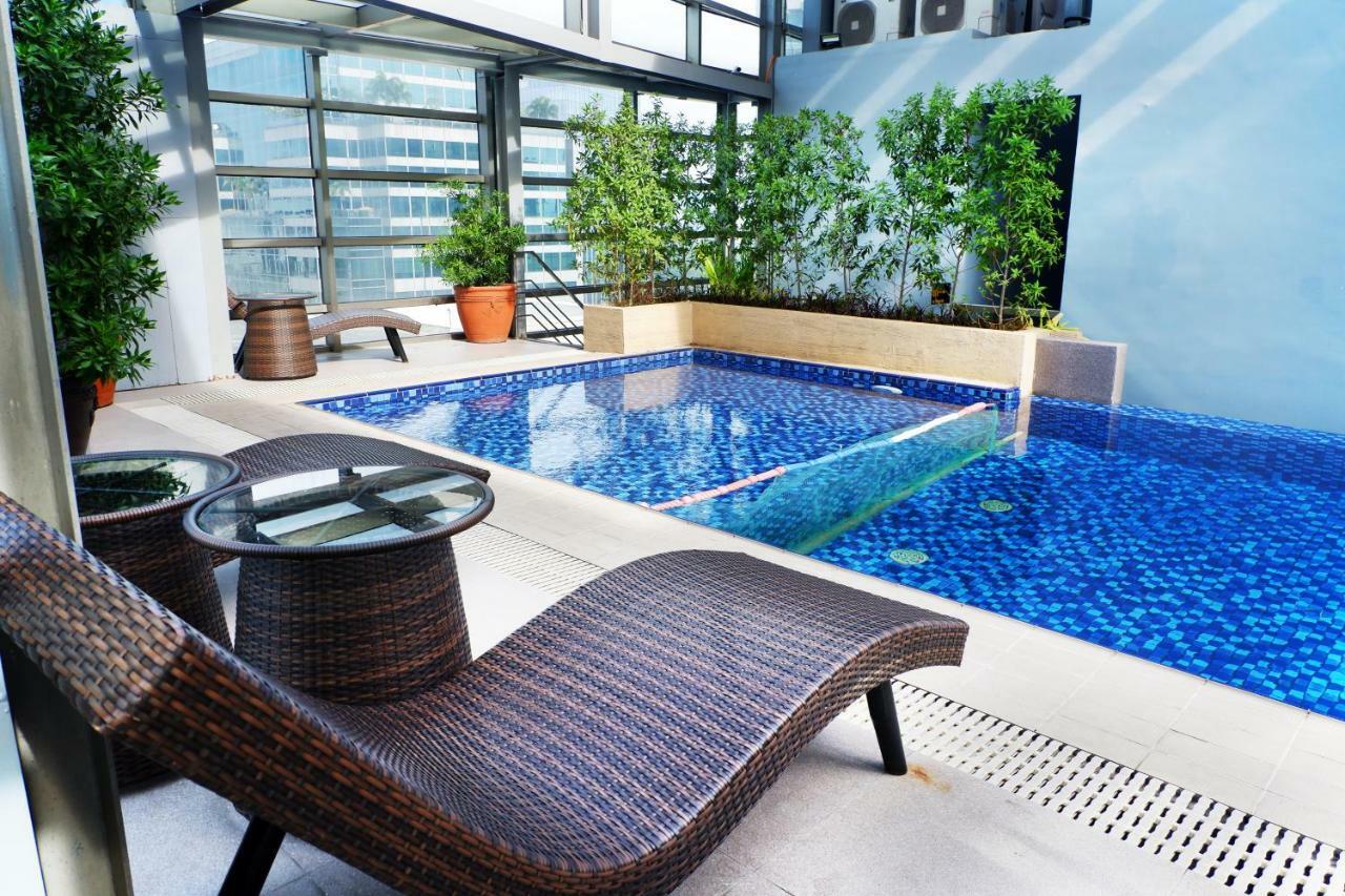 Valero Grand Suites By Swiss-Belhotel Makati City Buitenkant foto